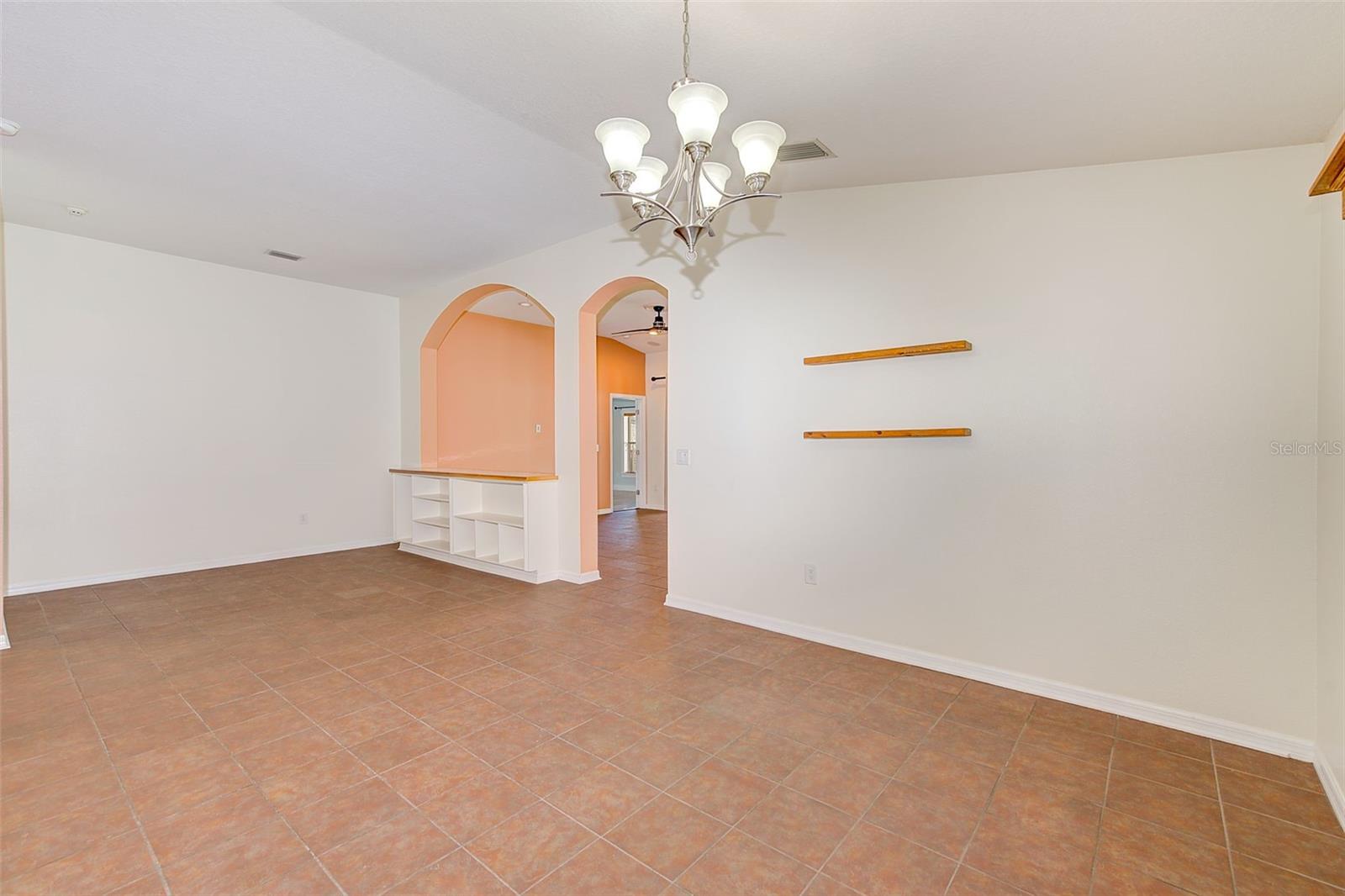 422 DOWN PINE DR — photo 8