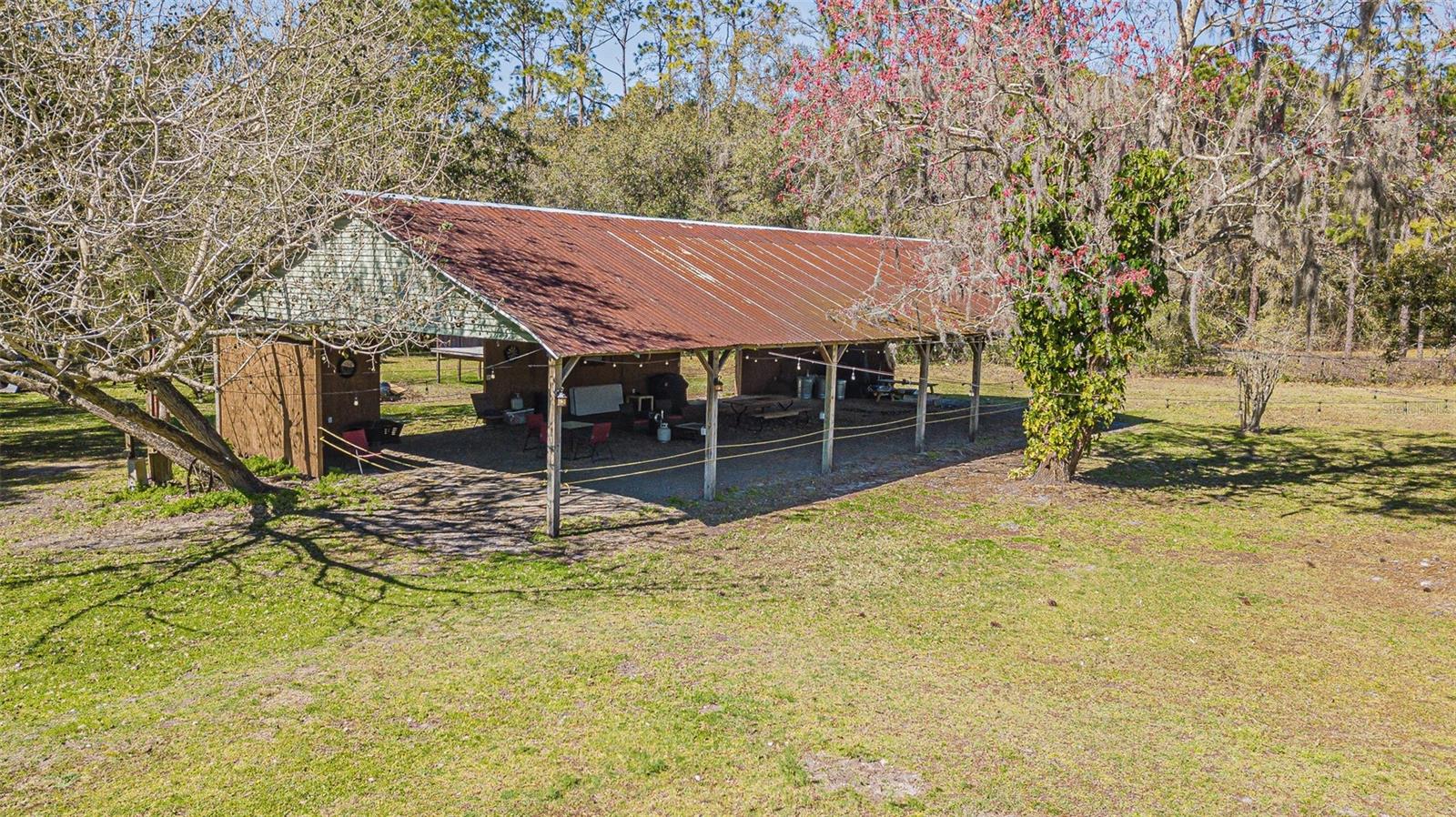 8529 KENTON RD — photo 41