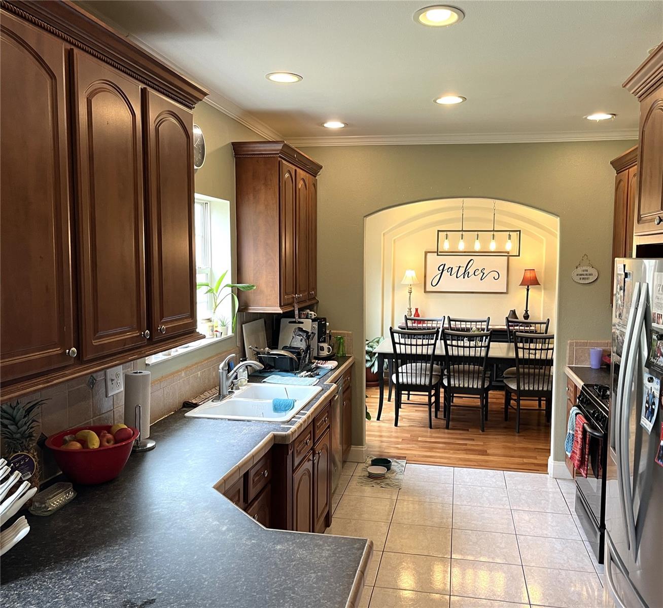 8529 KENTON RD — photo 13