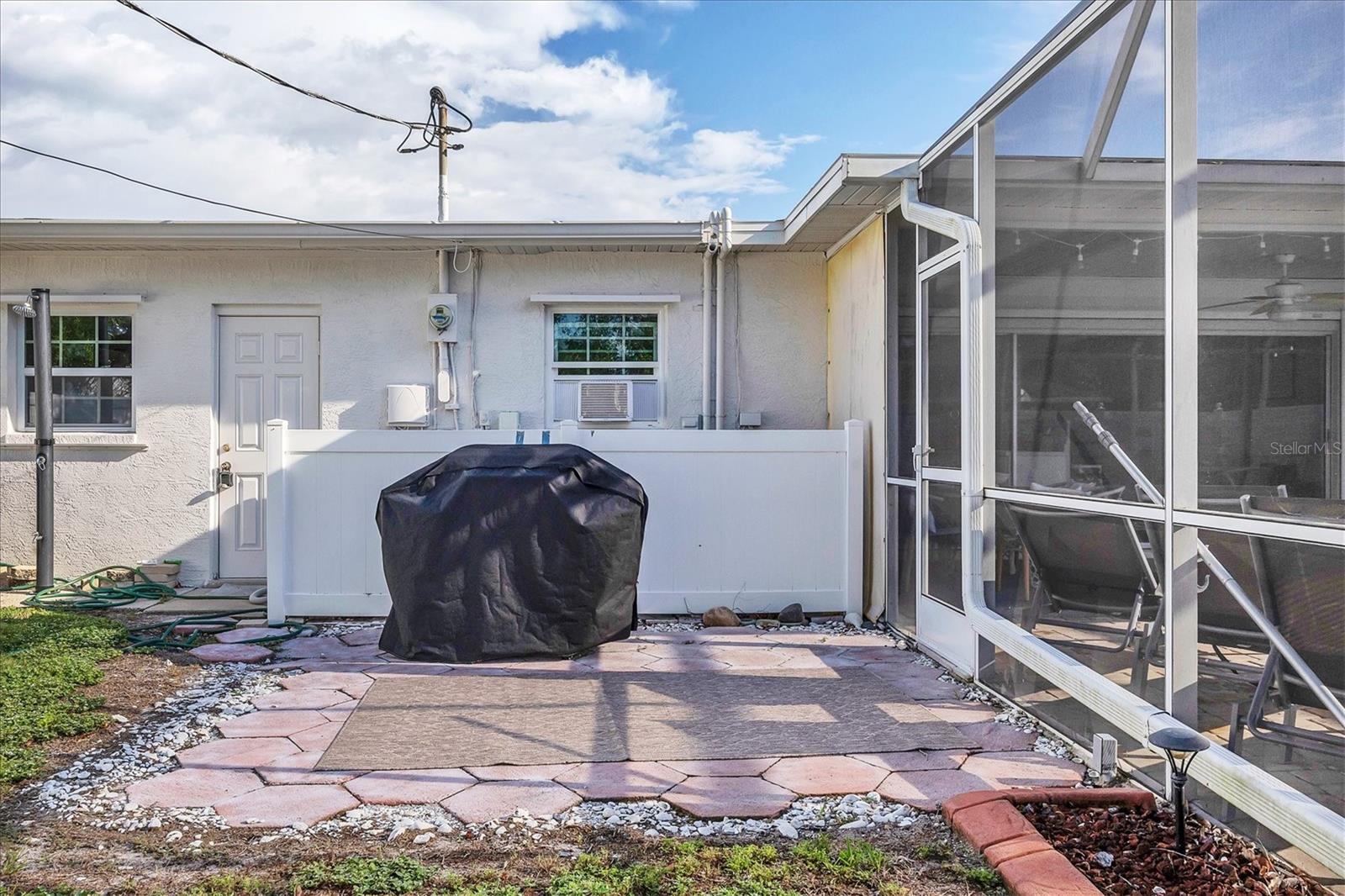 3126 BOUGAINVILLEA ST — photo 30