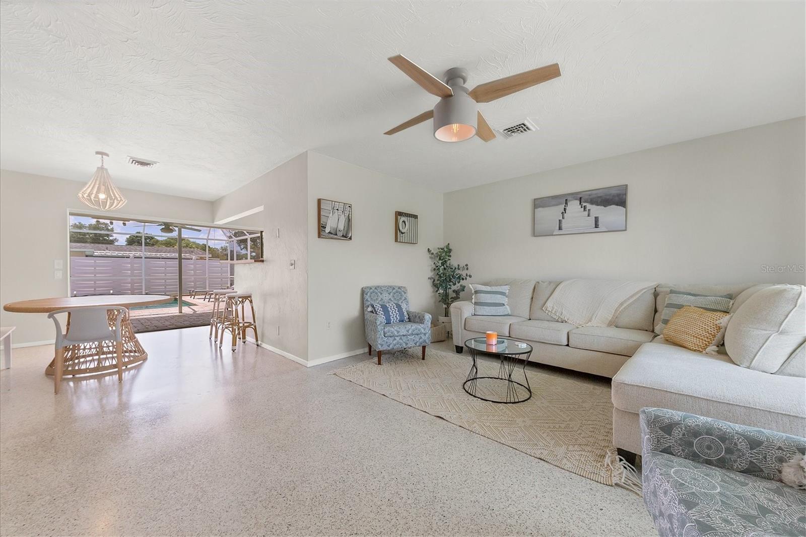 3126 BOUGAINVILLEA ST — photo 7