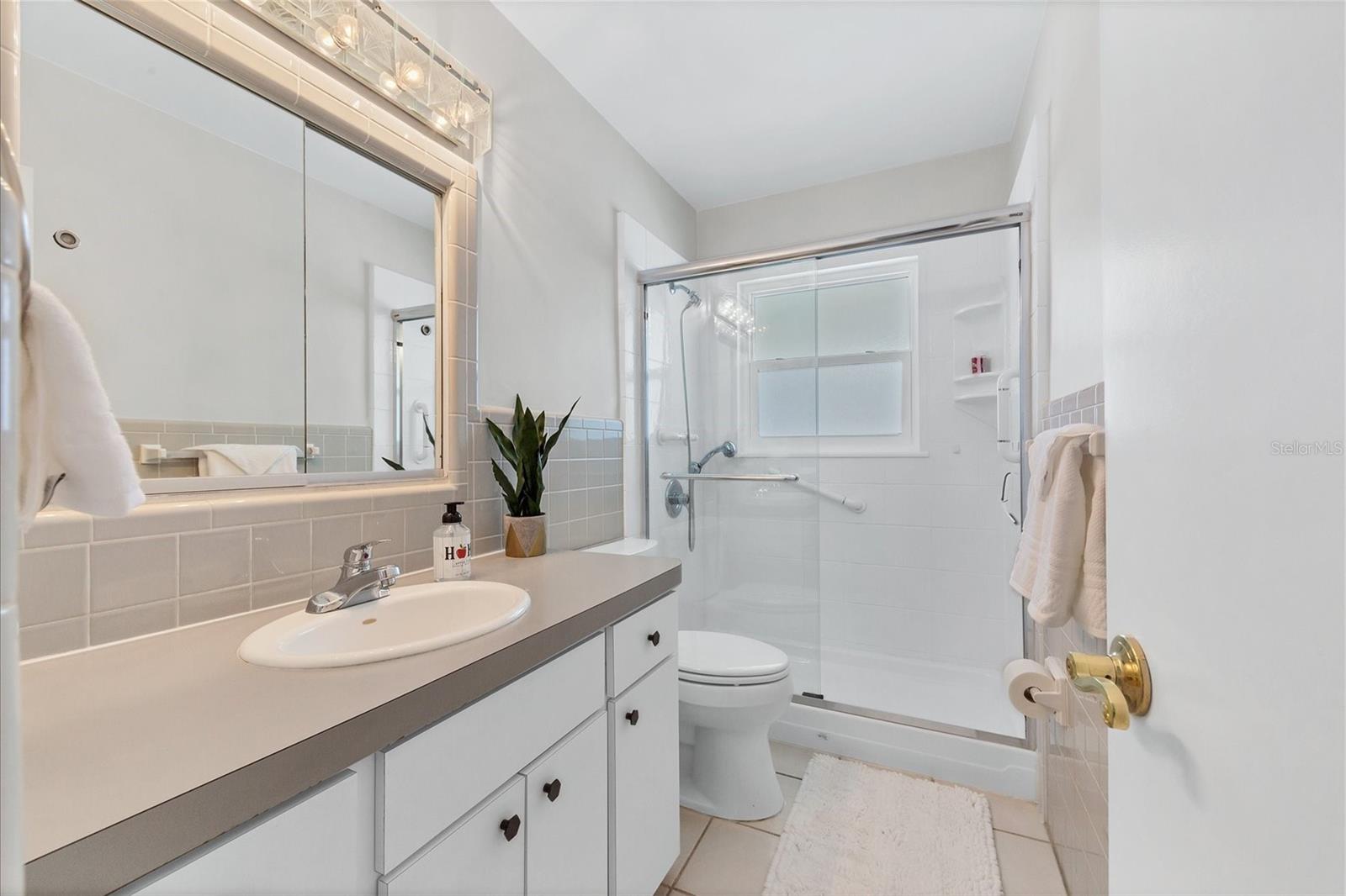 3126 BOUGAINVILLEA ST — photo 18