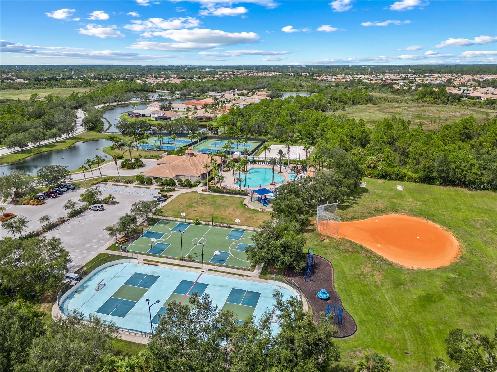 11815 TEMPEST HARBOR LOOP — photo 42