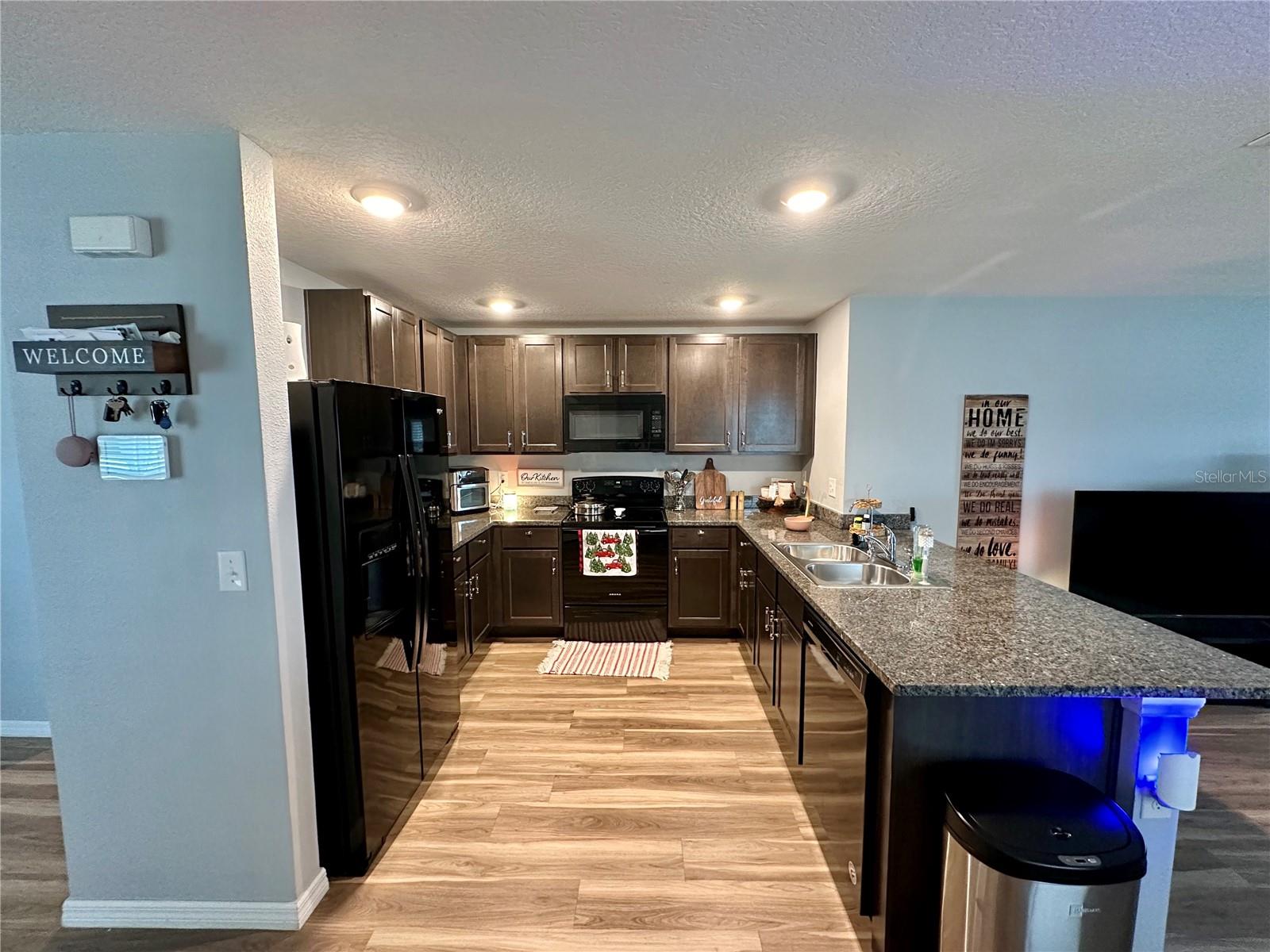 7855 DAVIE RAY DR — photo 9
