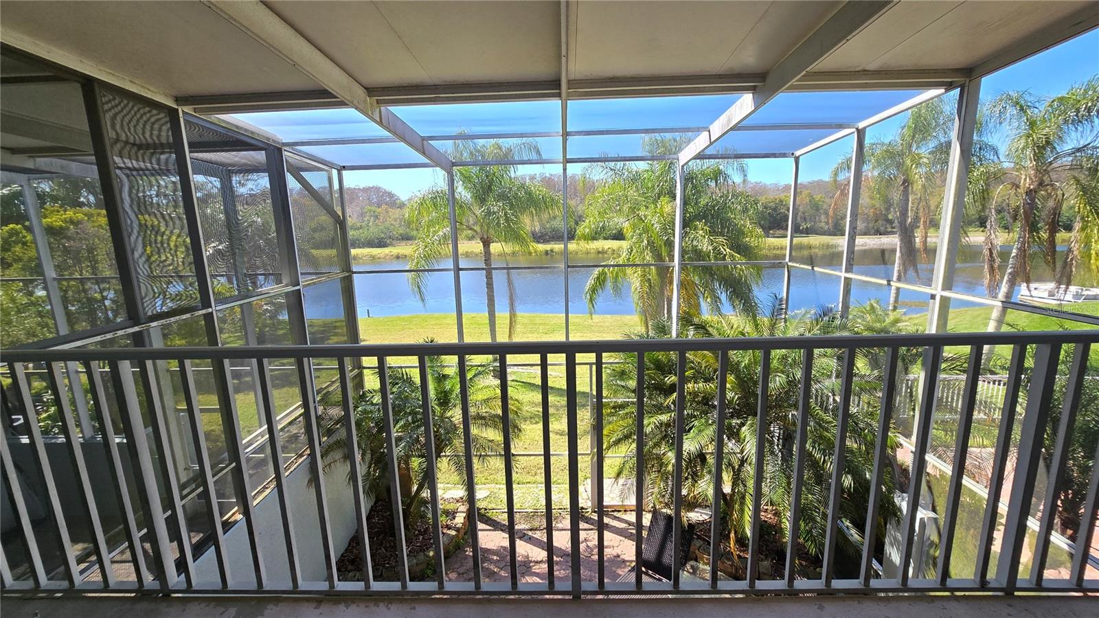 1648 LAGO VISTA BLVD — photo 33