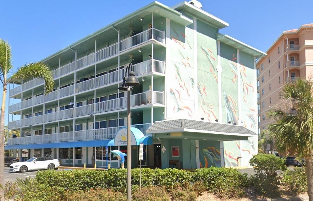 504 S GULFVIEW BLVD — photo 2