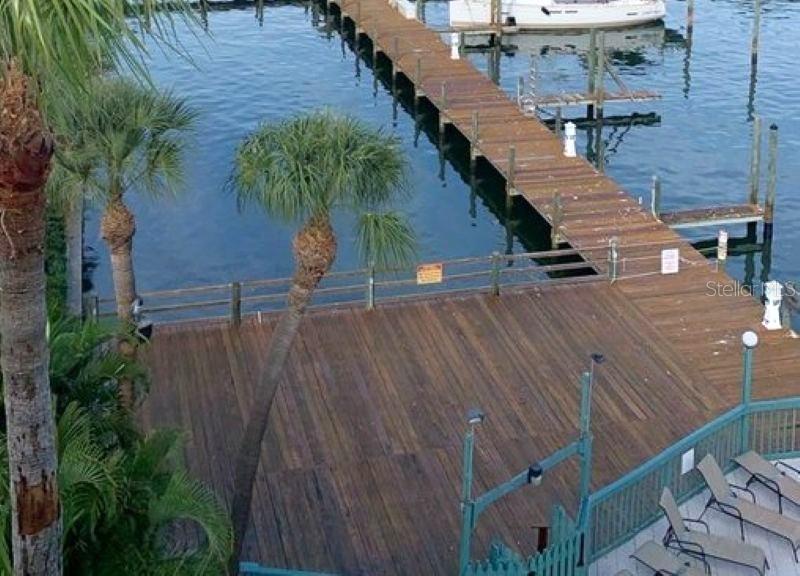 504 S GULFVIEW BLVD — photo 14