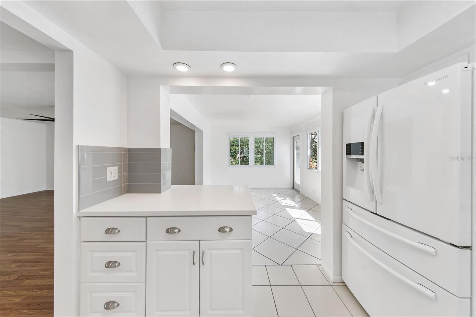 3915 SCHWALBE DR #128 — photo 8