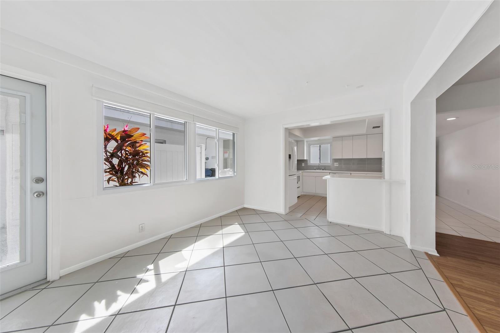 3915 SCHWALBE DR #128 — photo 9