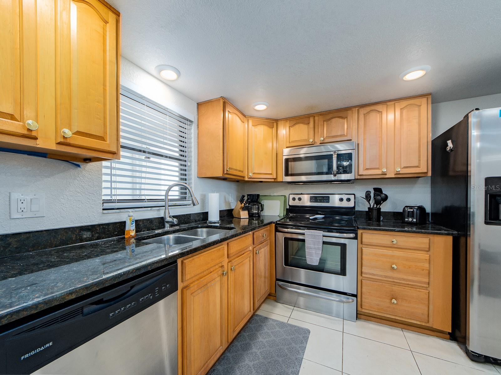 1230 GULF BLVD #1404 — photo 12