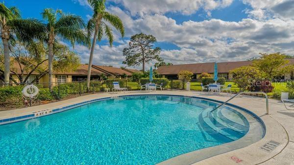 5905 DORAL DR — photo 34