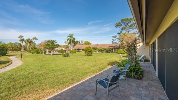 5905 DORAL DR — photo 31