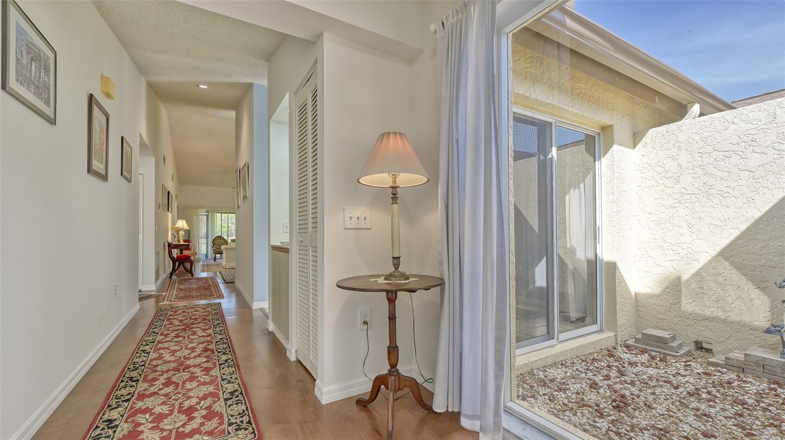 5905 DORAL DR — photo 6