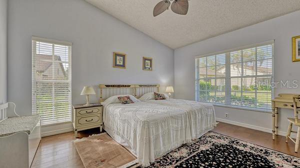 5905 DORAL DR — photo 22