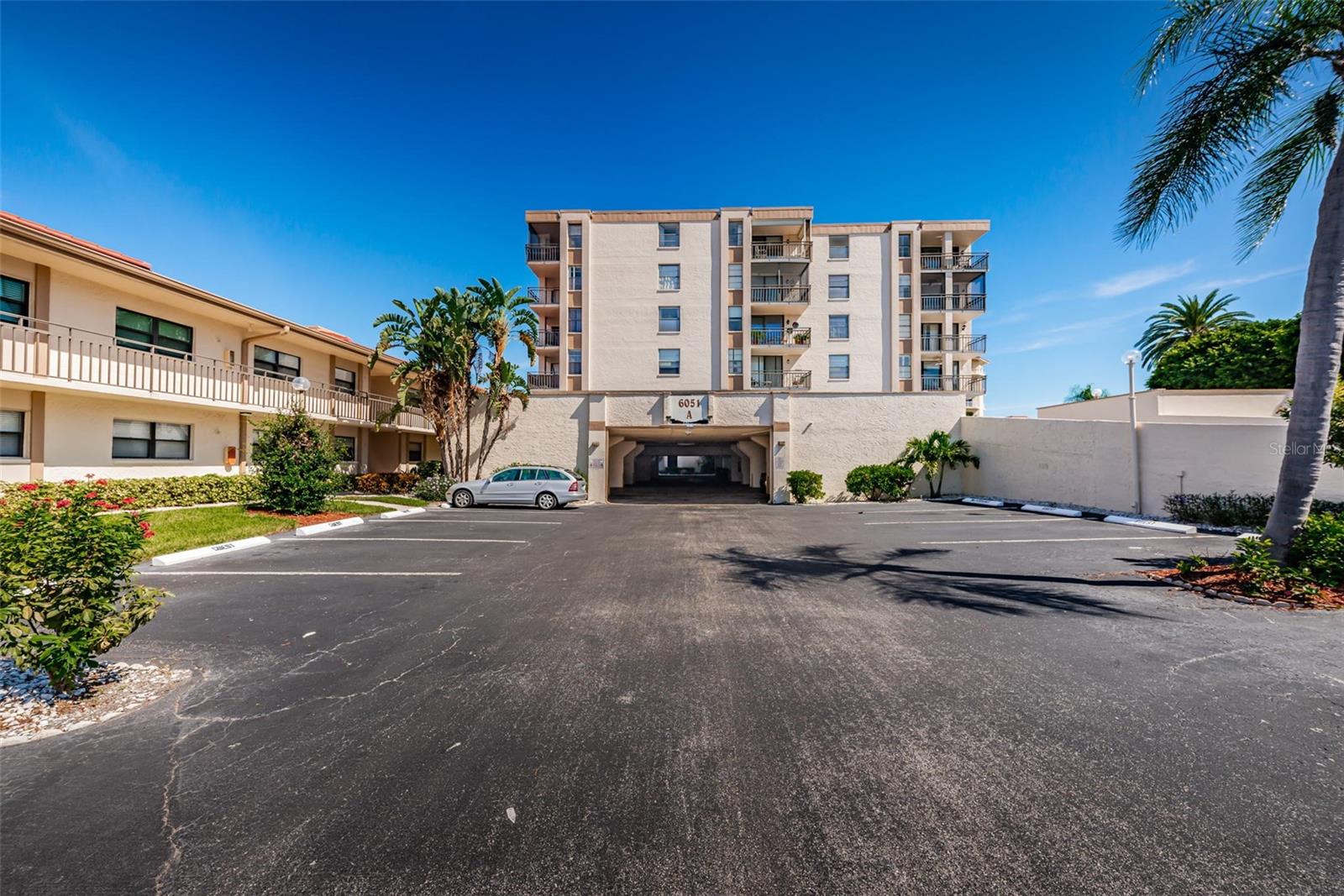 6145 SUN BLVD #607 — photo 4
