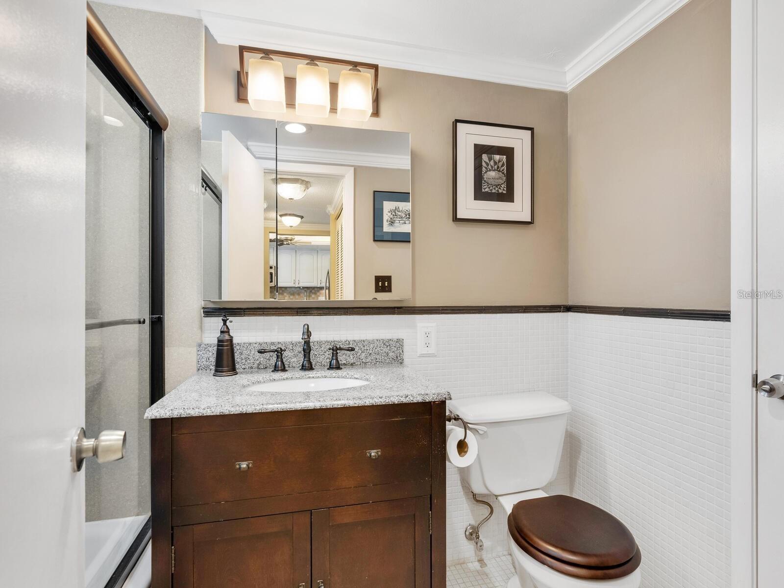 600 SUTTON PL #201 — photo 7