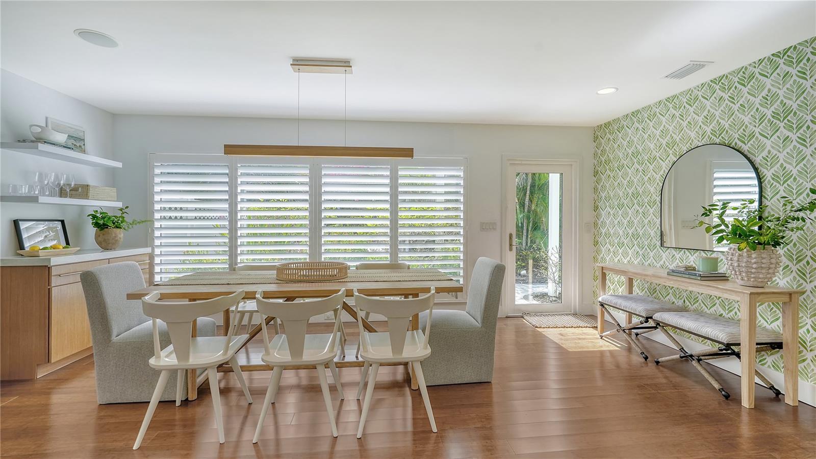 425 MCKINLEY DR — photo 15