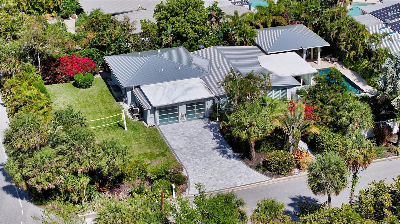 425 MCKINLEY DR — photo 2