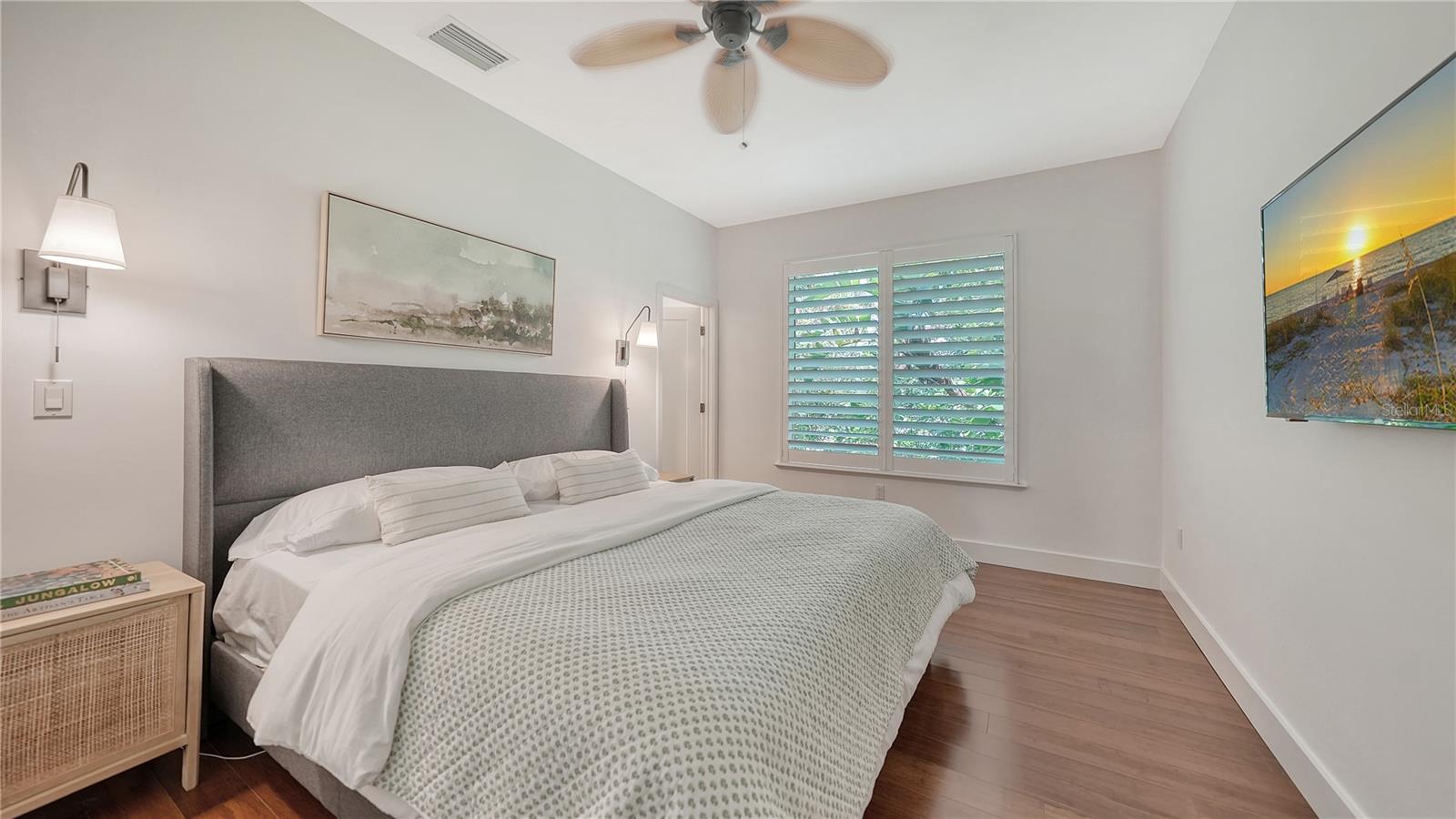 425 MCKINLEY DR — photo 38