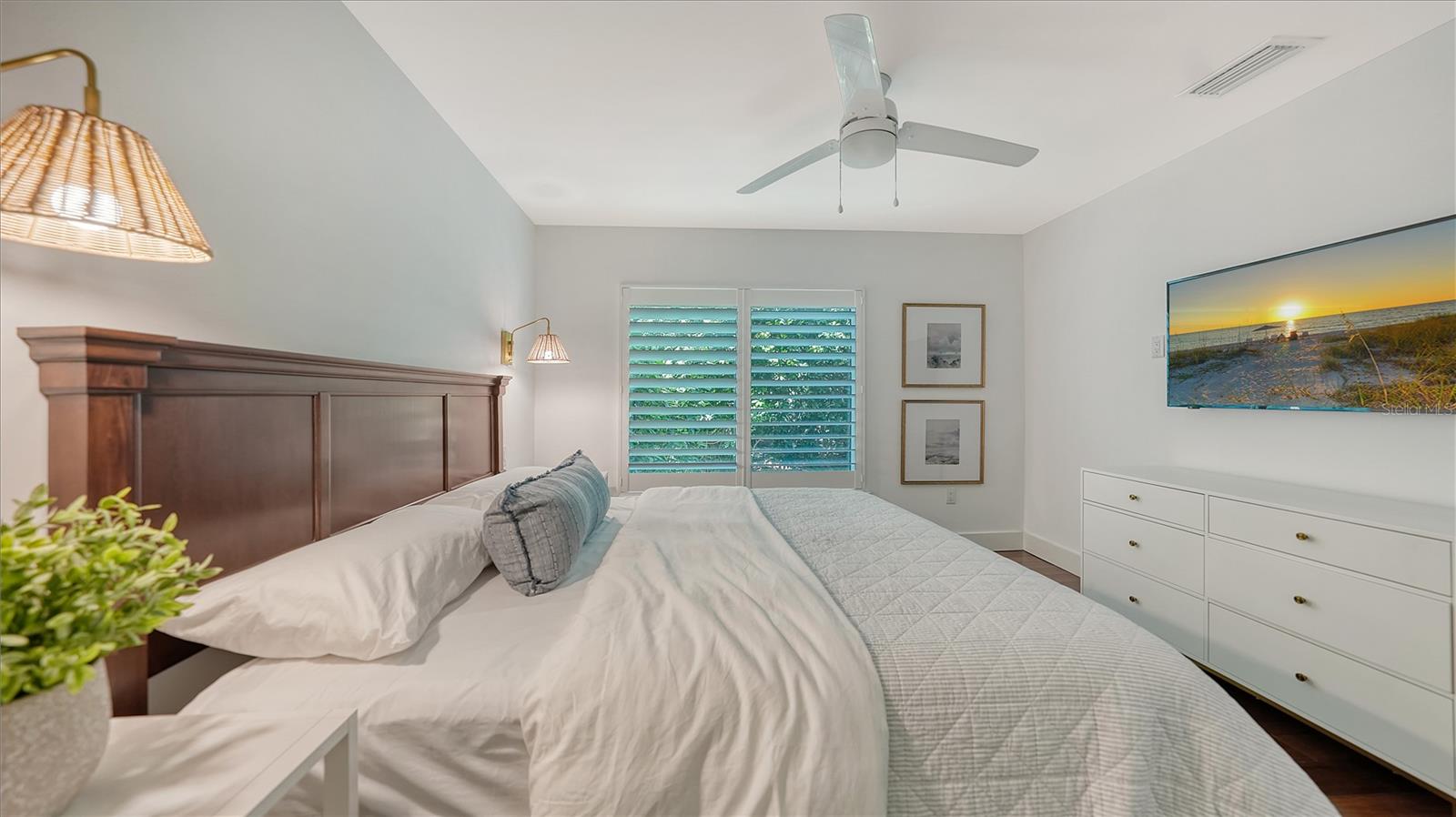 425 MCKINLEY DR — photo 28