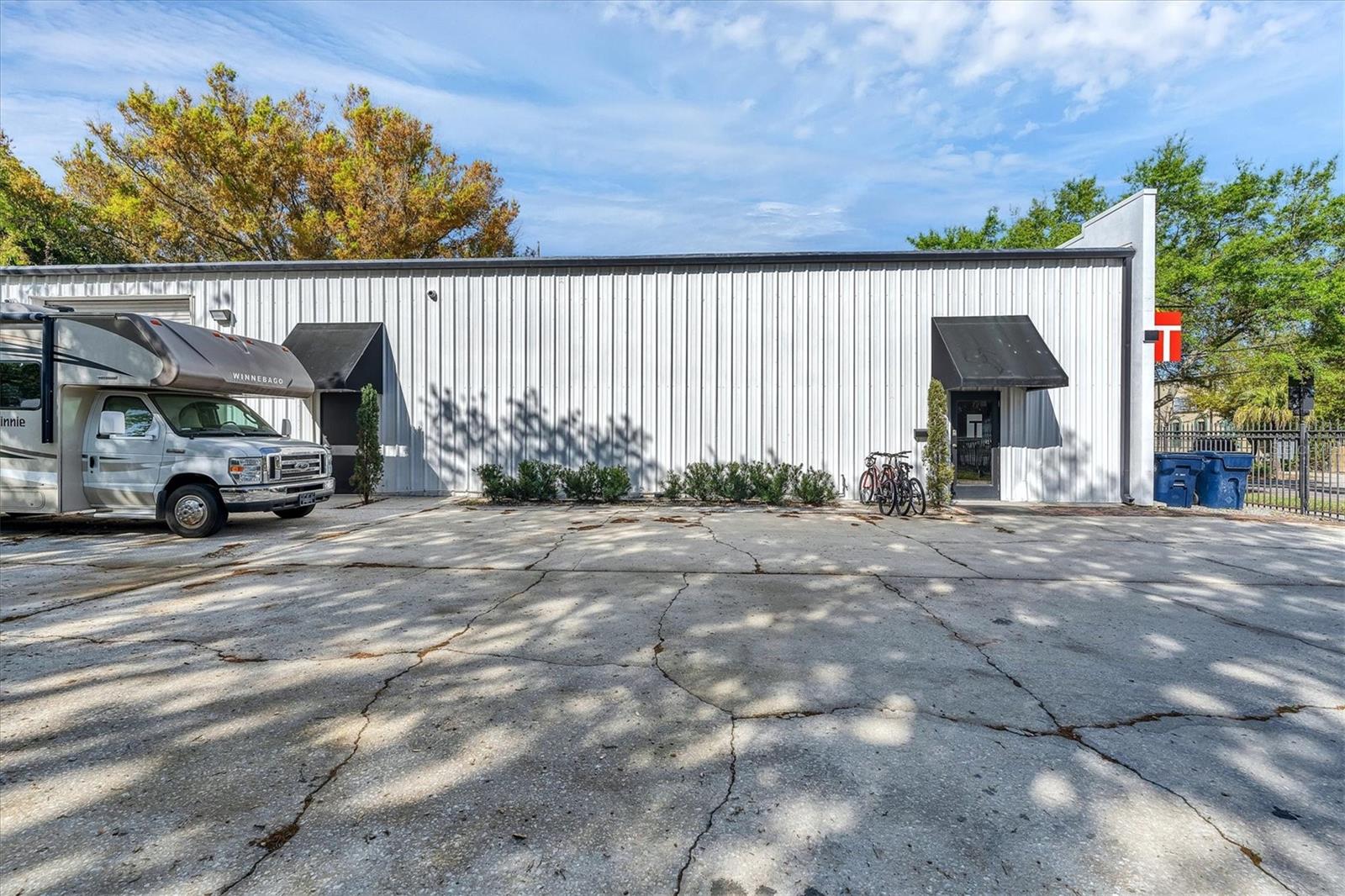 1717 E 5TH AVE — photo 10