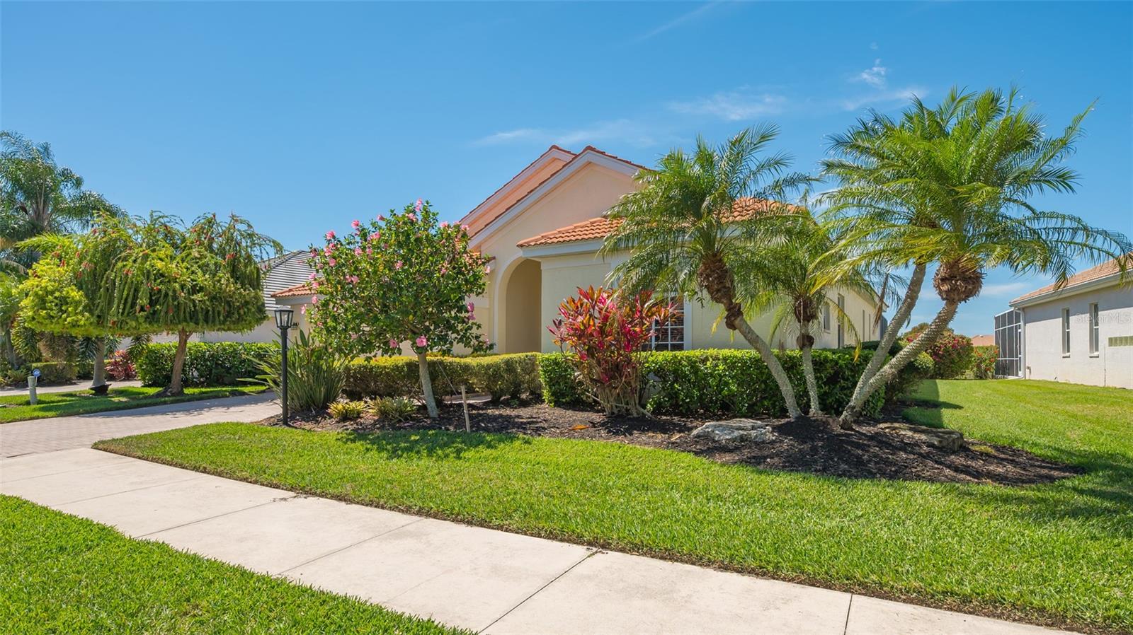 5141 FLAGSTONE DR — photo 44