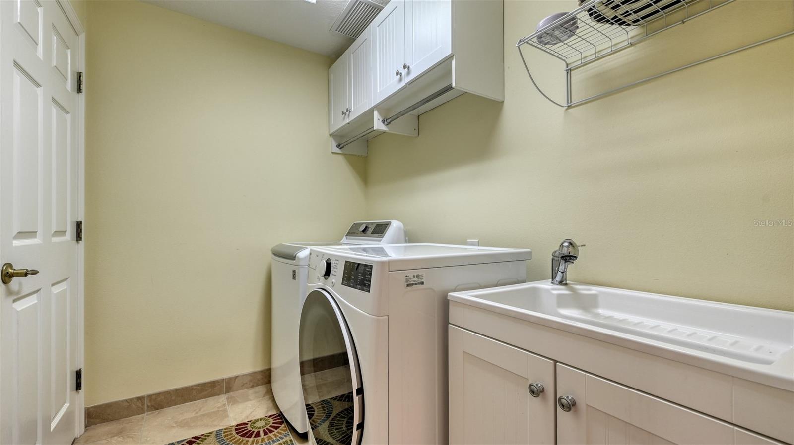 5141 FLAGSTONE DR — photo 38