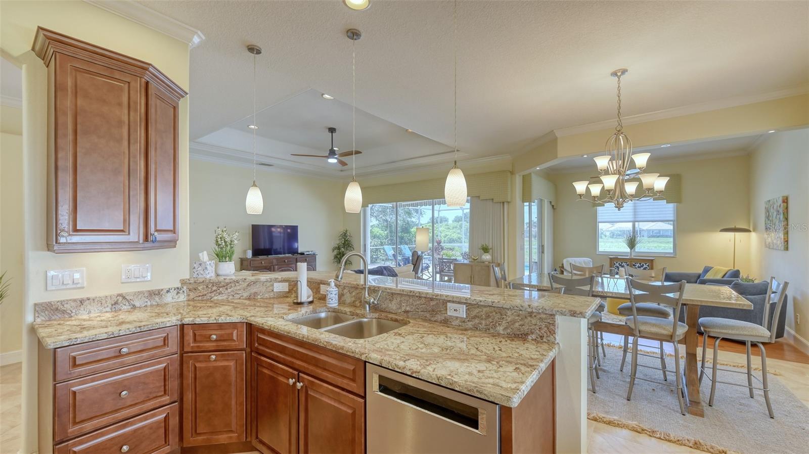 5141 FLAGSTONE DR — photo 28