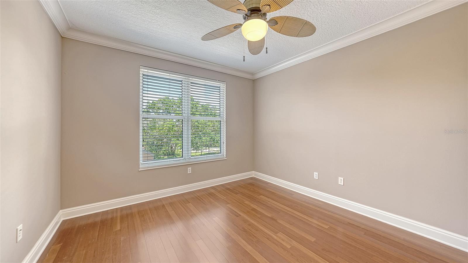 401 N POINT RD #301 — photo 31