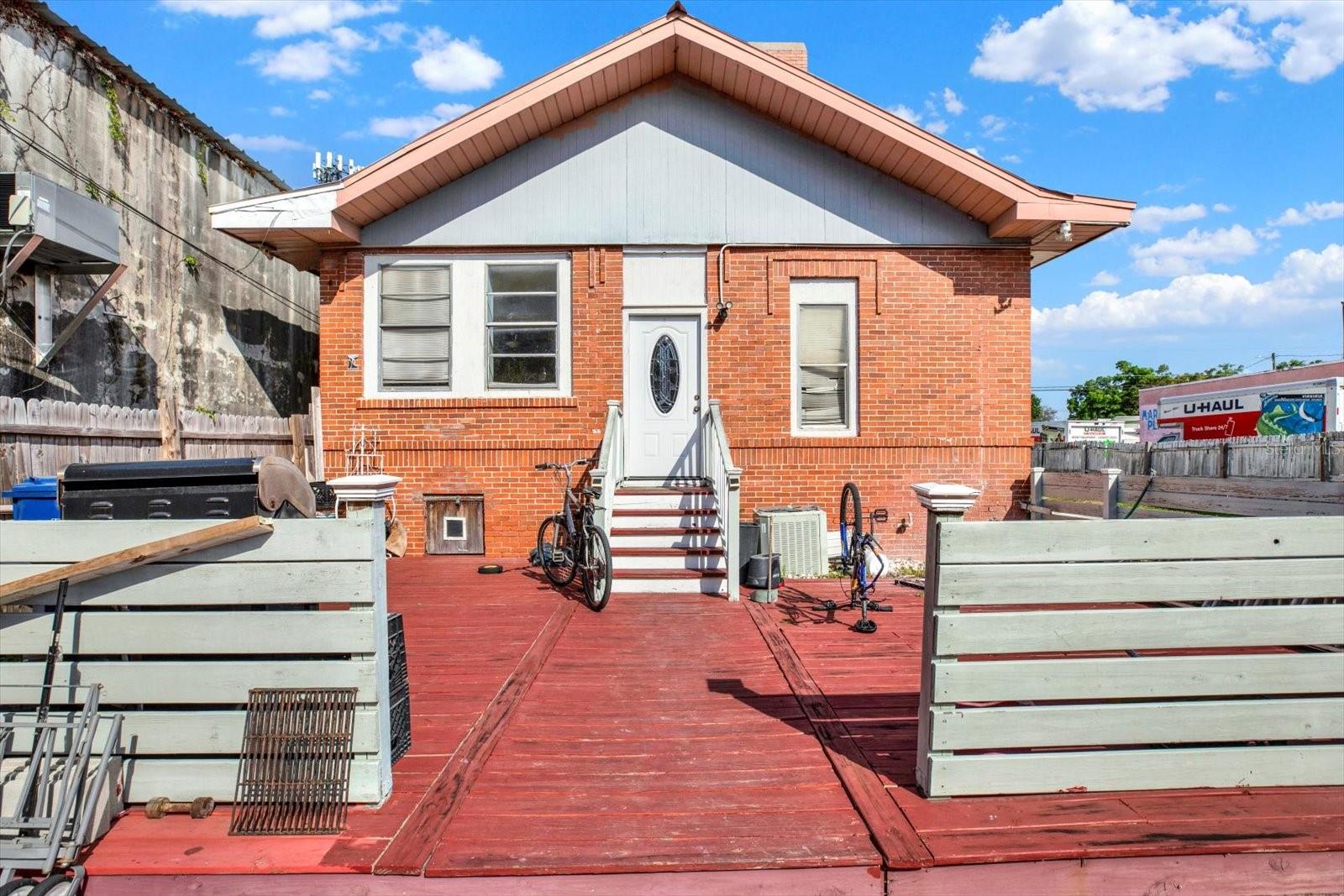 5210 N NEBRASKA AVE — photo 3