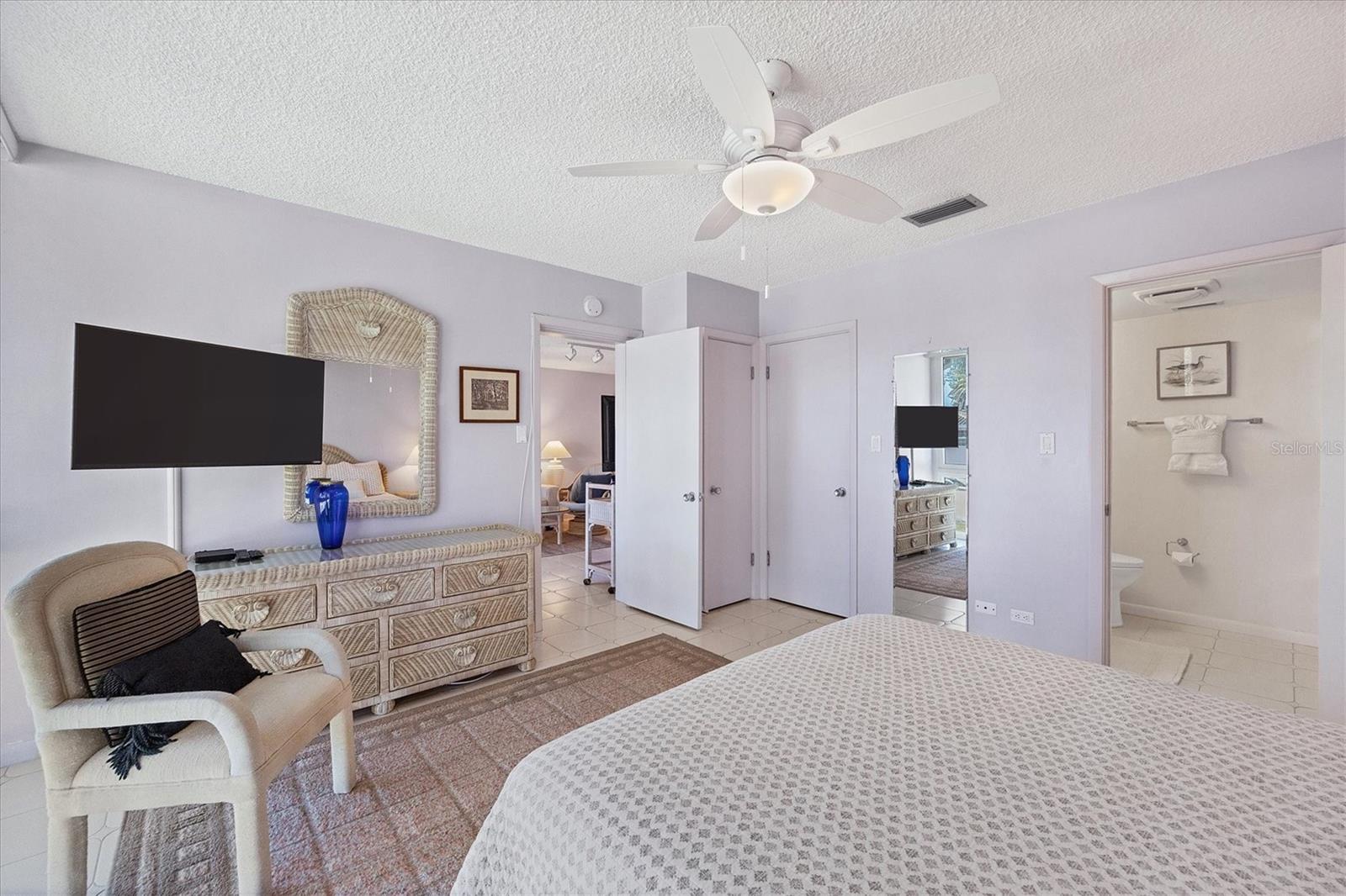 500 S WASHINGTON DR #5B — photo 16