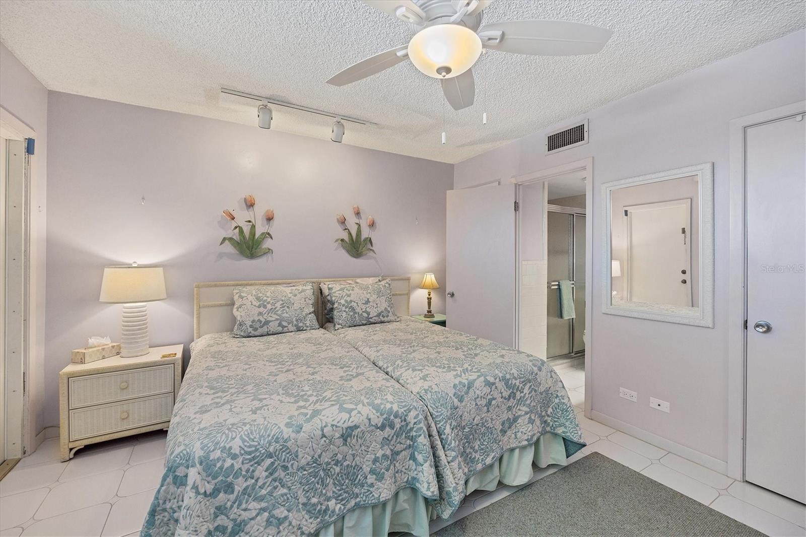 500 S WASHINGTON DR #5B — photo 21
