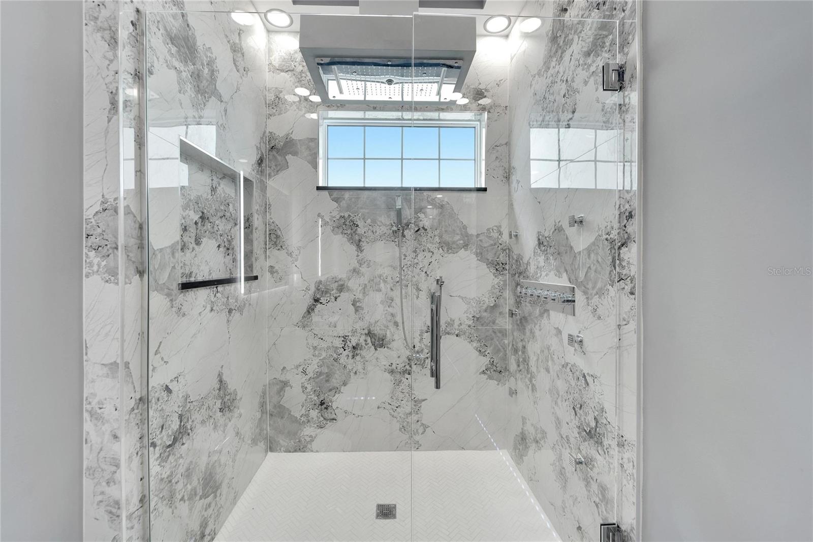 534 ESTUARY SHORE LN — photo 33