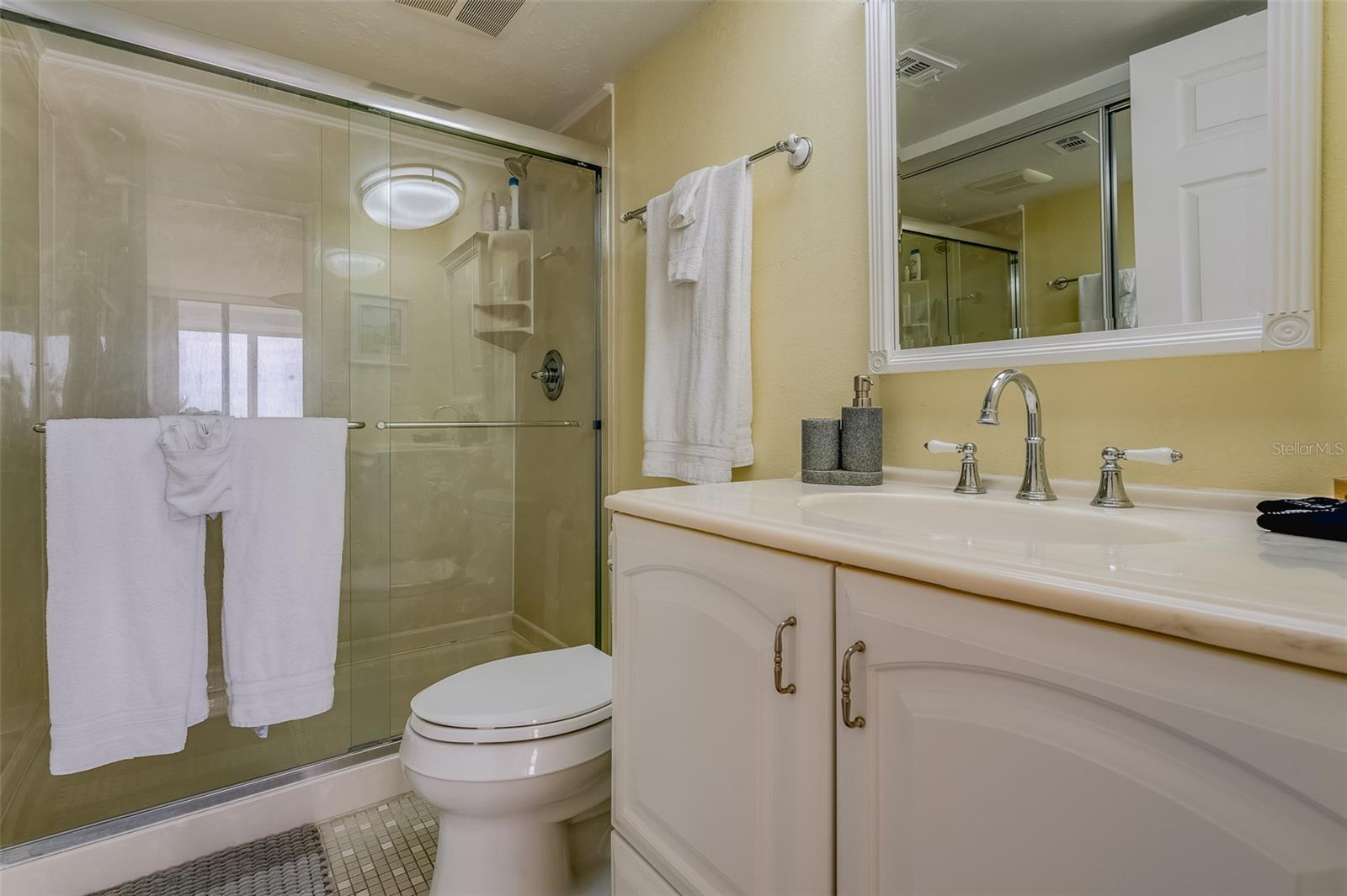 17900 GULF BLVD #2E — photo 16