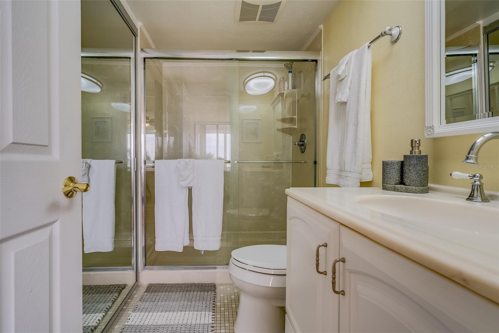 17900 GULF BLVD #2E — photo 17