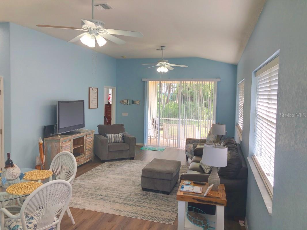 1211 HOT SPRINGS PT — photo 7