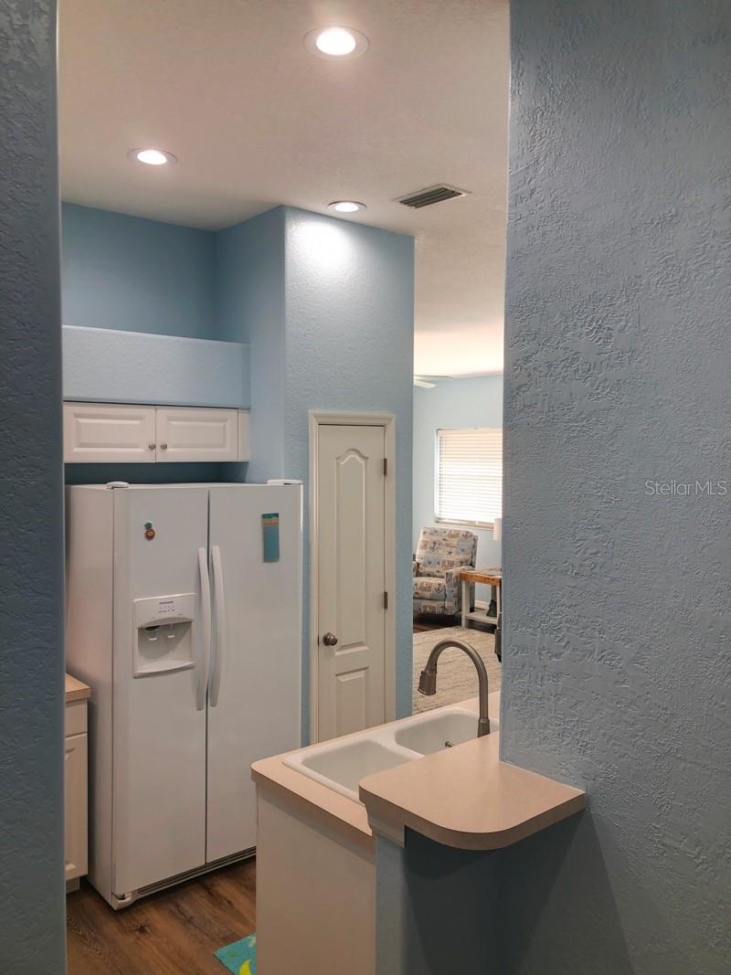 1211 HOT SPRINGS PT — photo 8