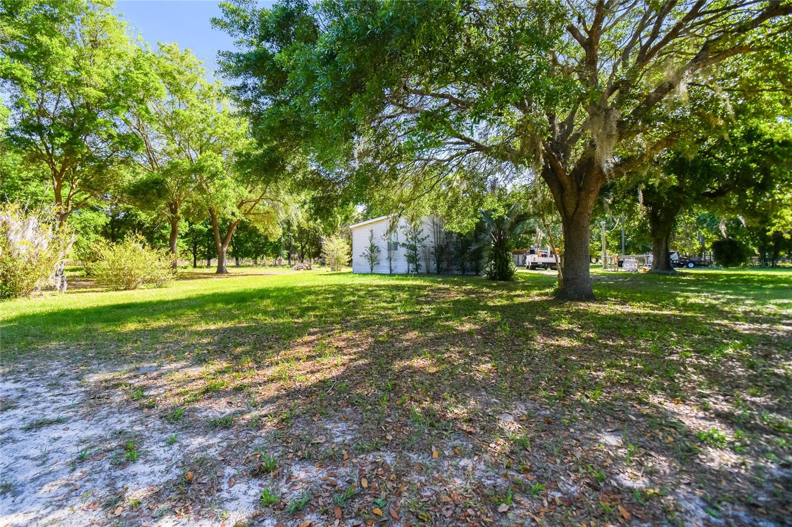 12500 HAMLIN RD — photo 10