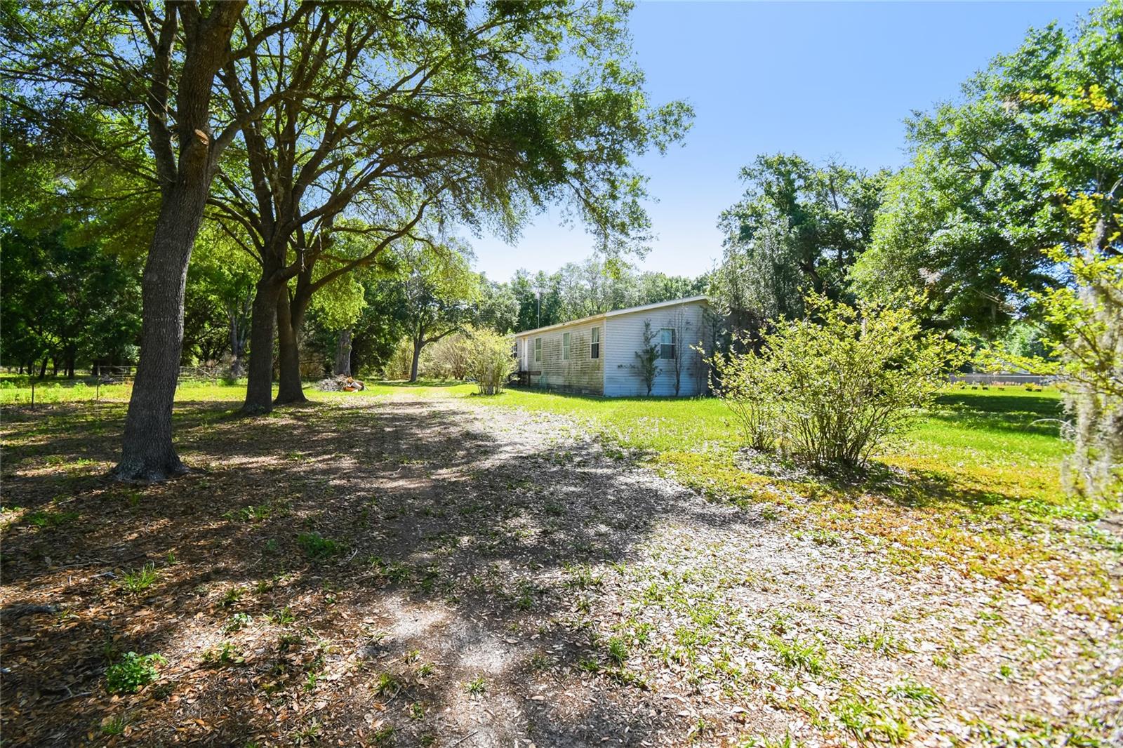 12500 HAMLIN RD — photo 2