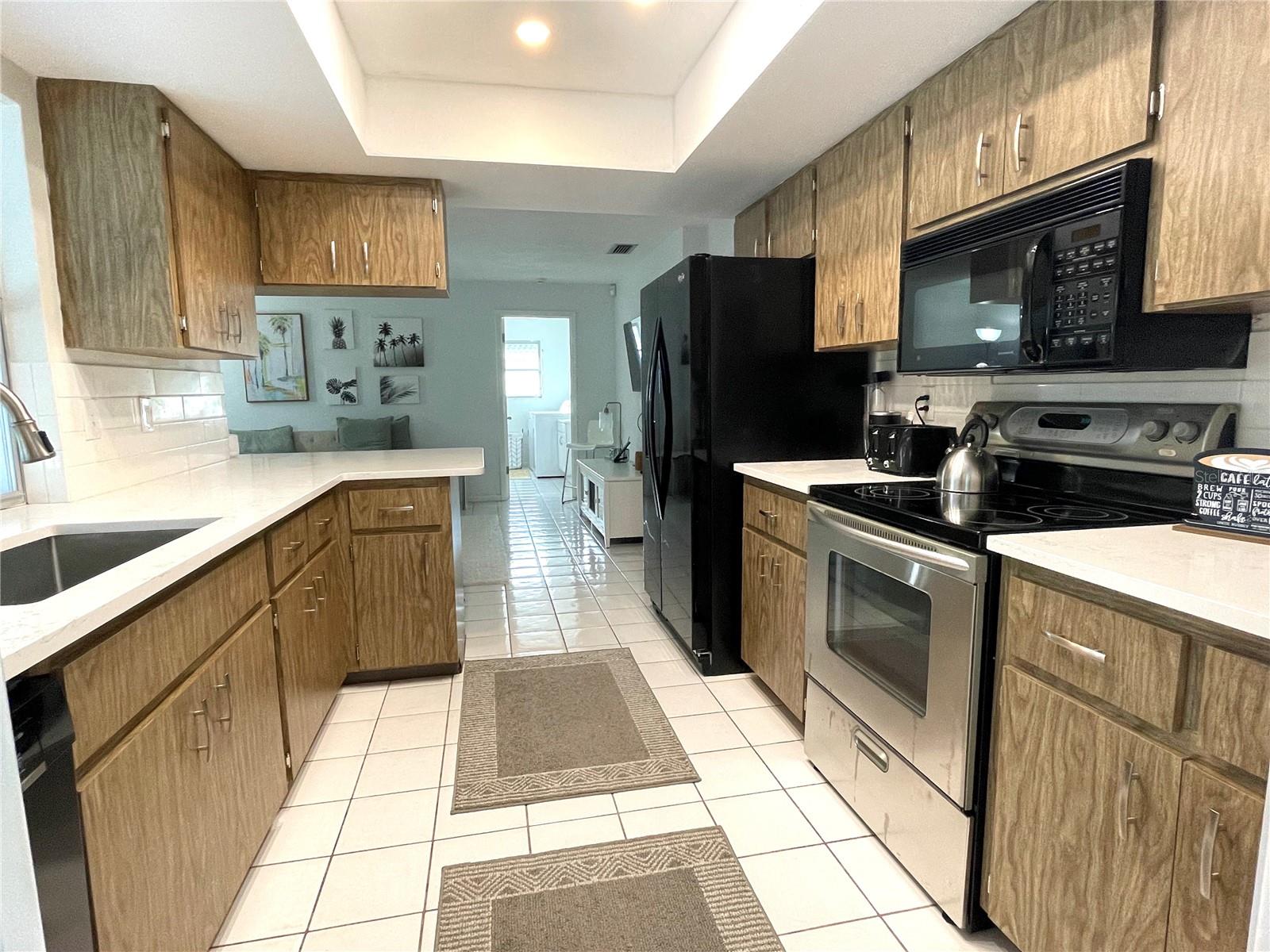 2908 CAPTIVA DR — photo 2