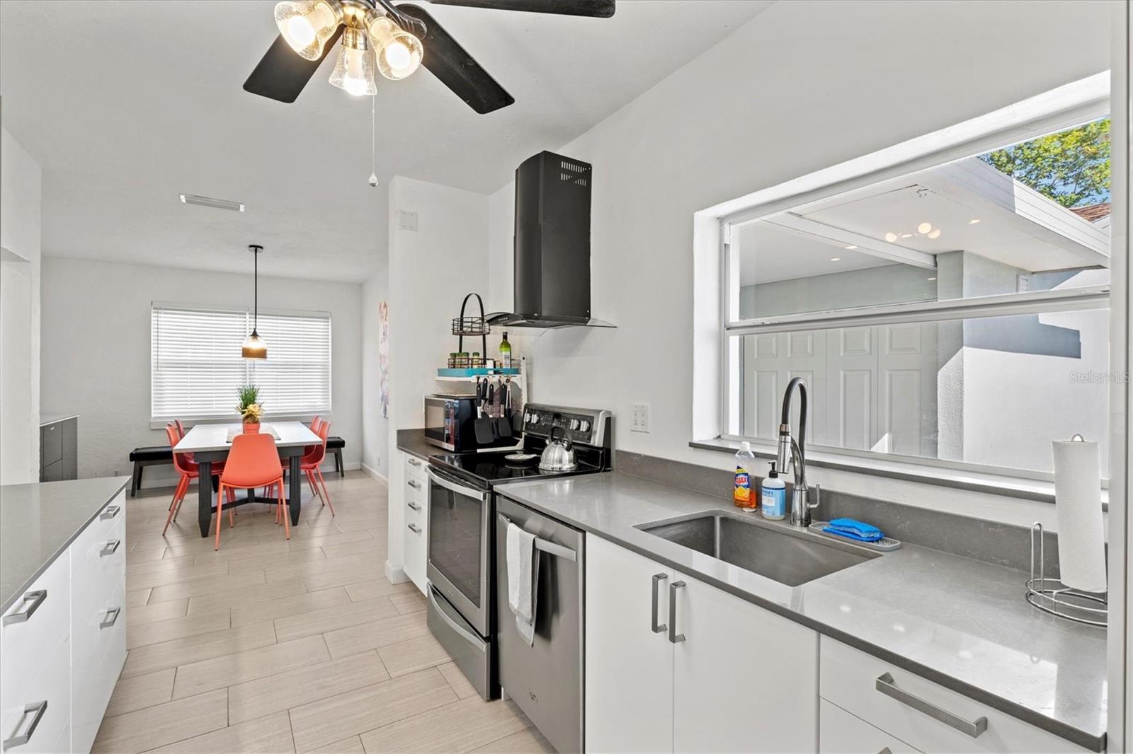 Home in SARASOTA — photo 18