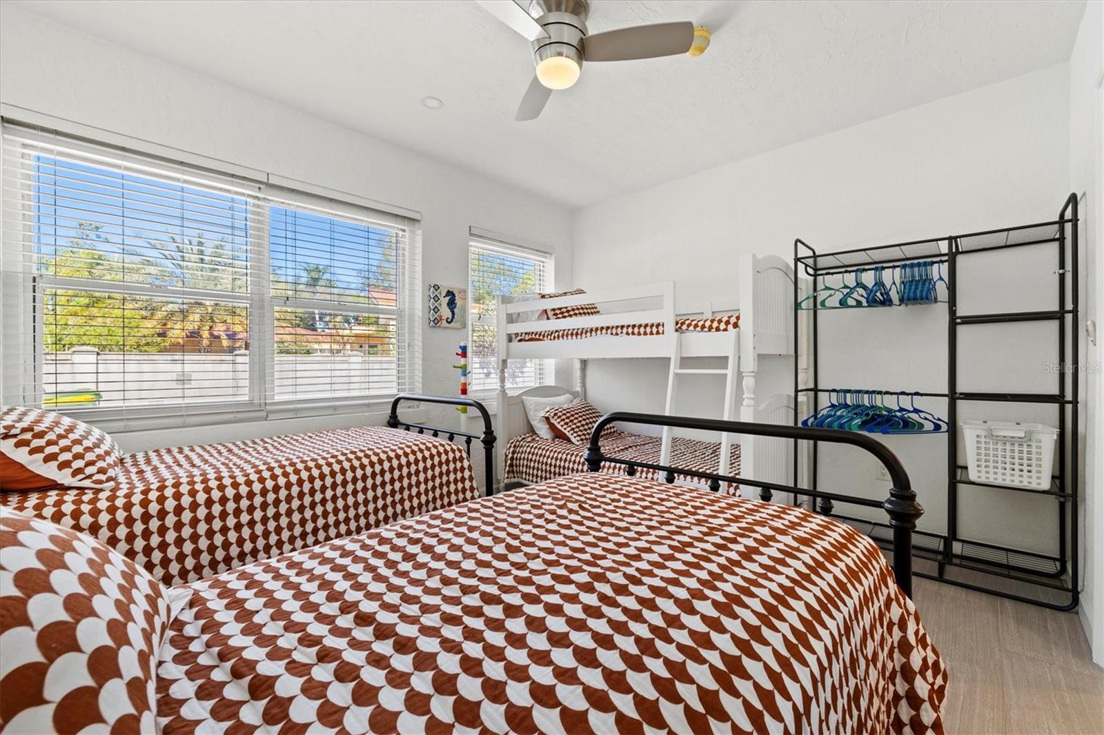 Home in SARASOTA — photo 13