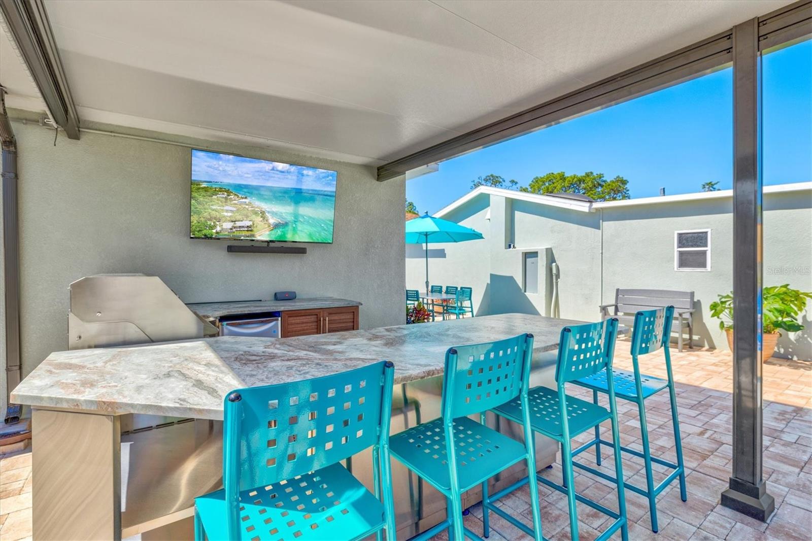 Home in SARASOTA — photo 4