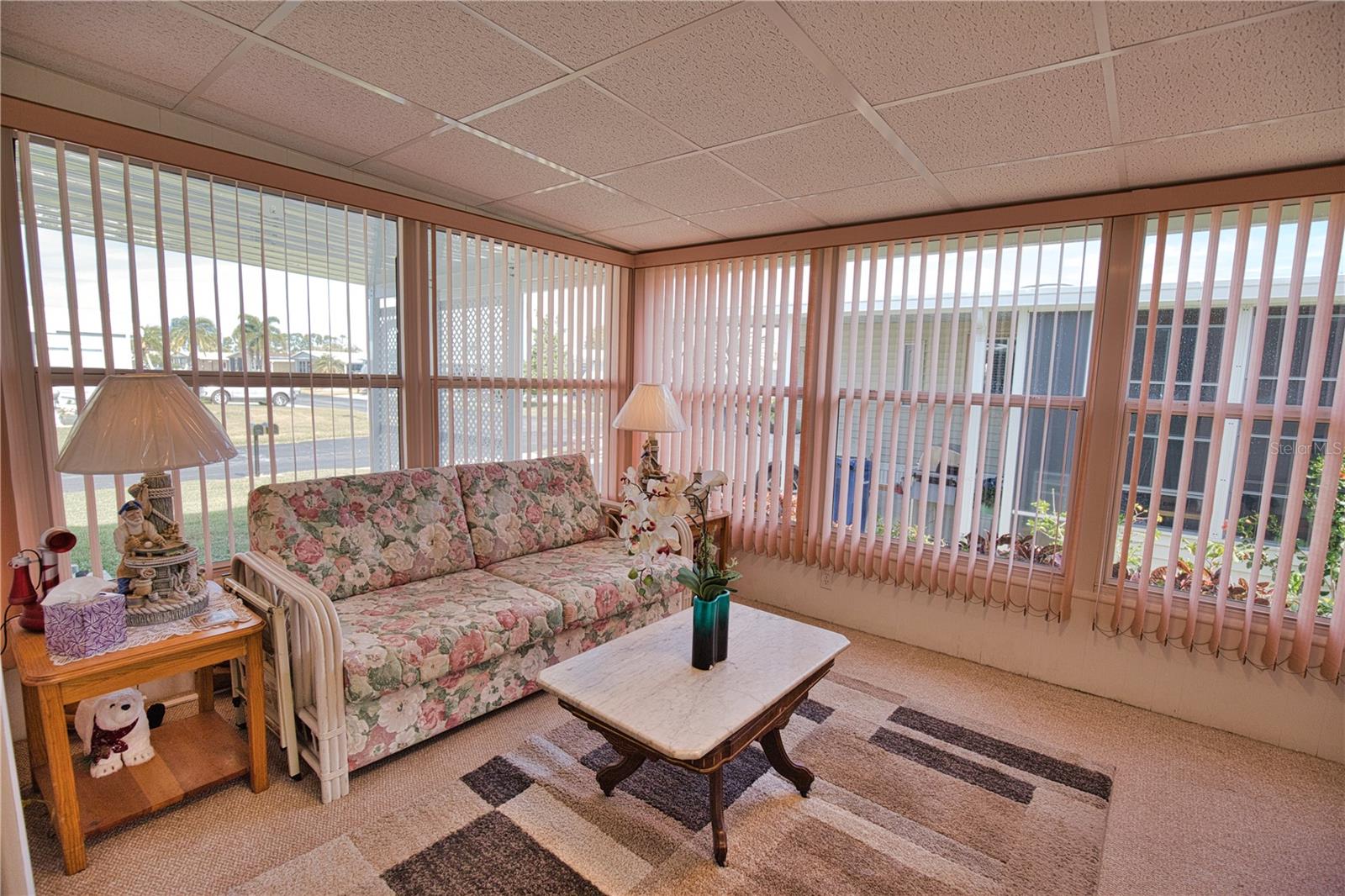 469 LOMA LINDA — photo 26