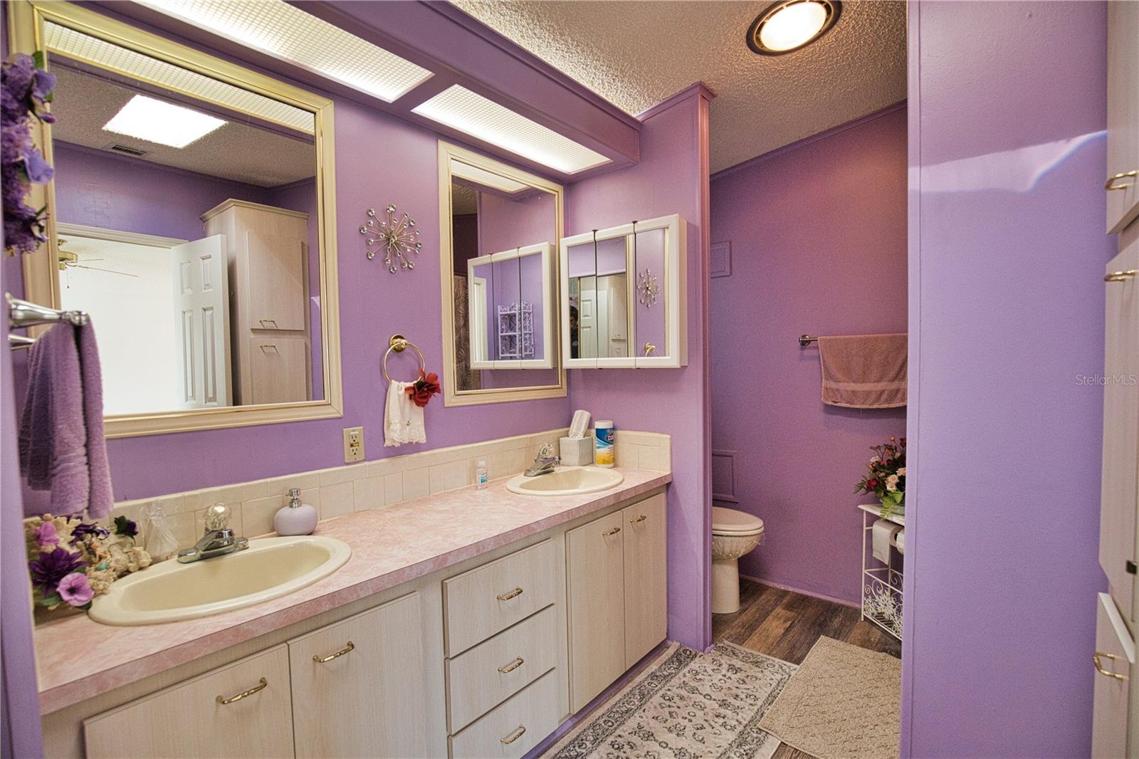 469 LOMA LINDA — photo 37