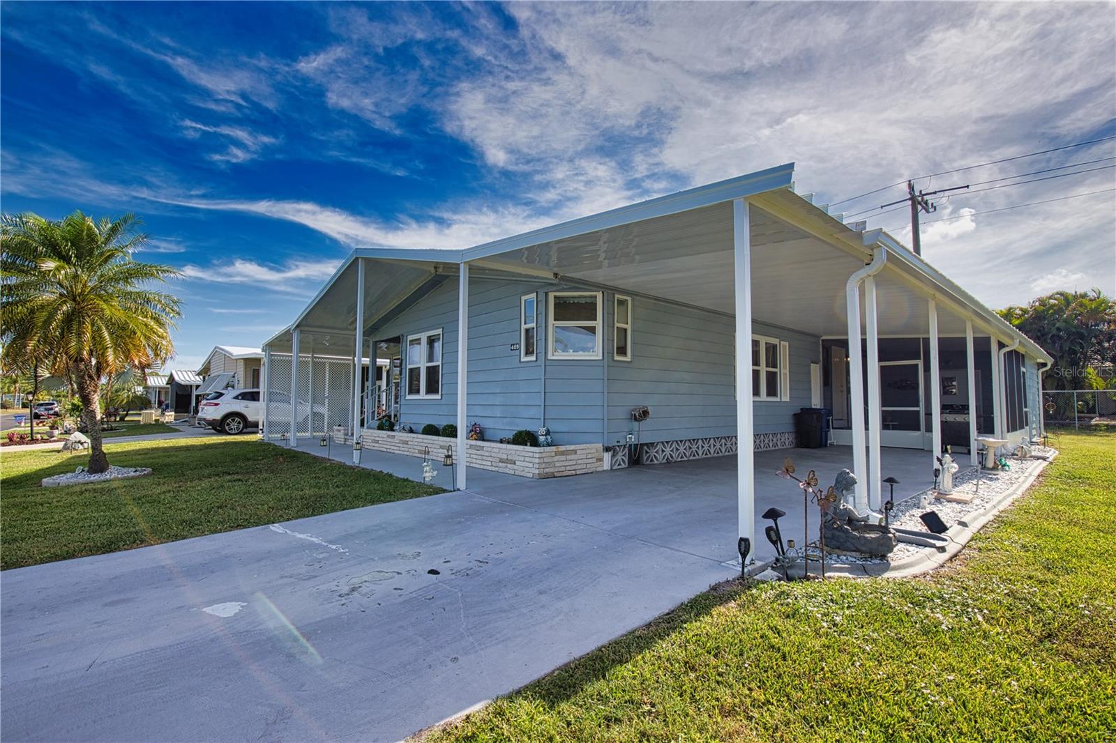 469 LOMA LINDA — photo 8