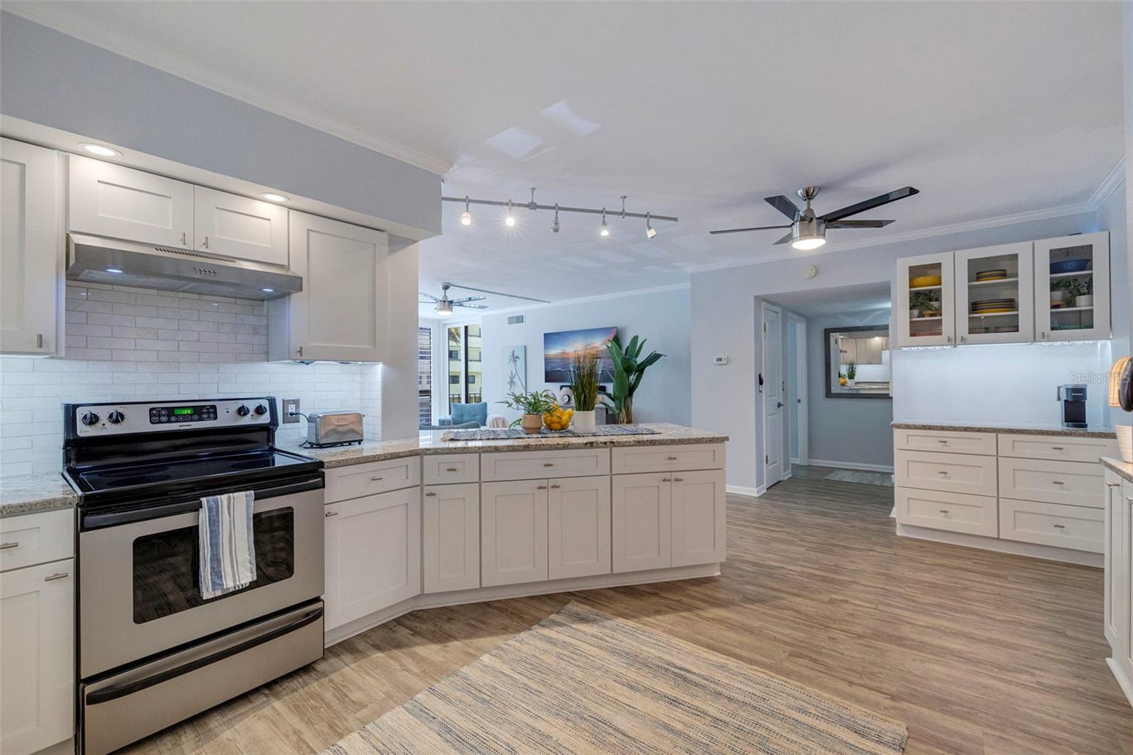 5396 GULF BLVD #209 — photo 8