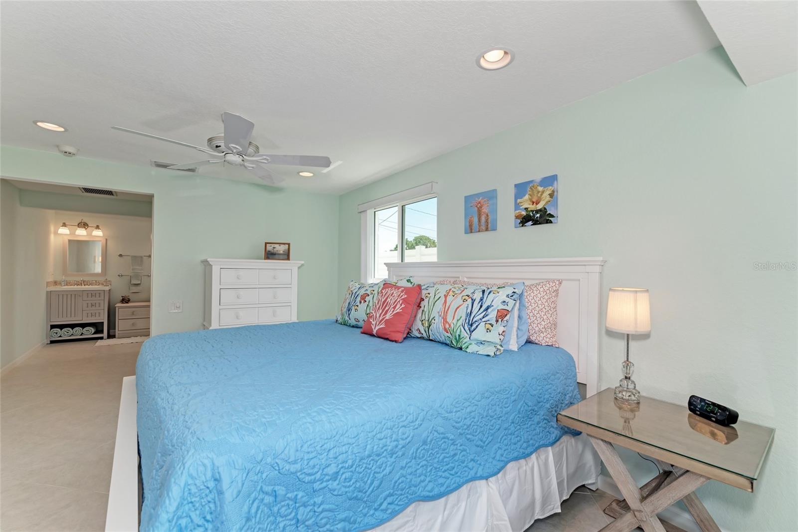5577 CONTENTO DR — photo 24