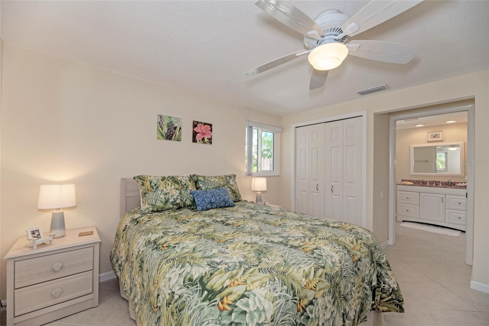 5577 CONTENTO DR — photo 28