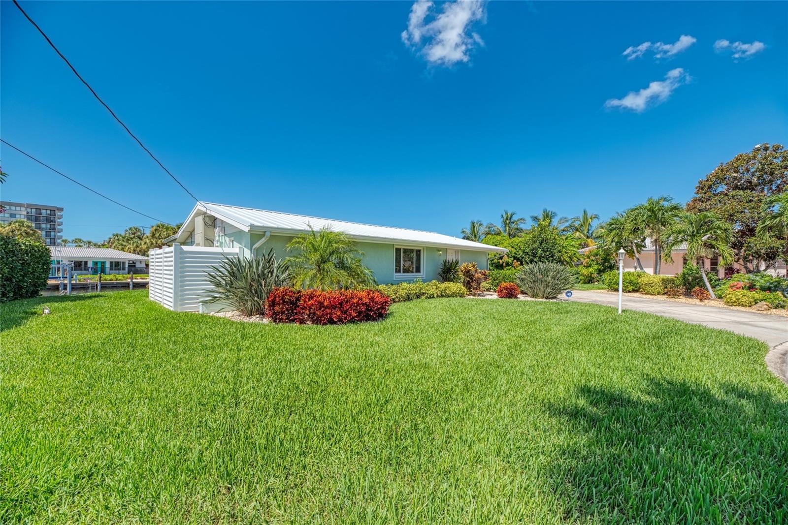 5577 CONTENTO DR — photo 37